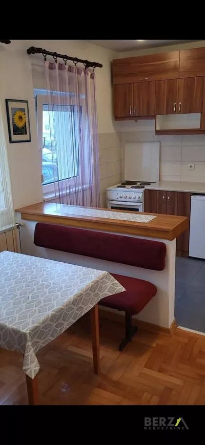 Jugovićevo | 4zida.rs