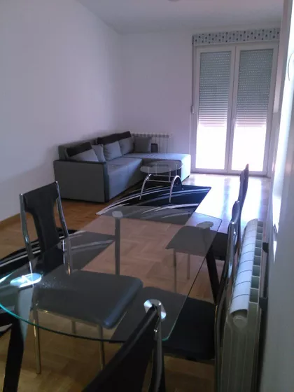 Južni Bulevar | 4zida.rs