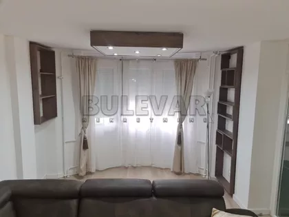 Vojvode Mišića | 4zida.rs