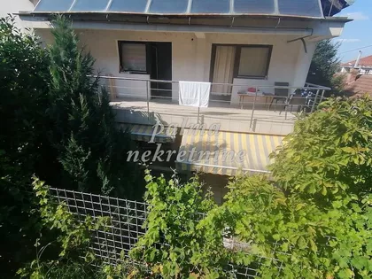 Vašarište | 4zida.rs