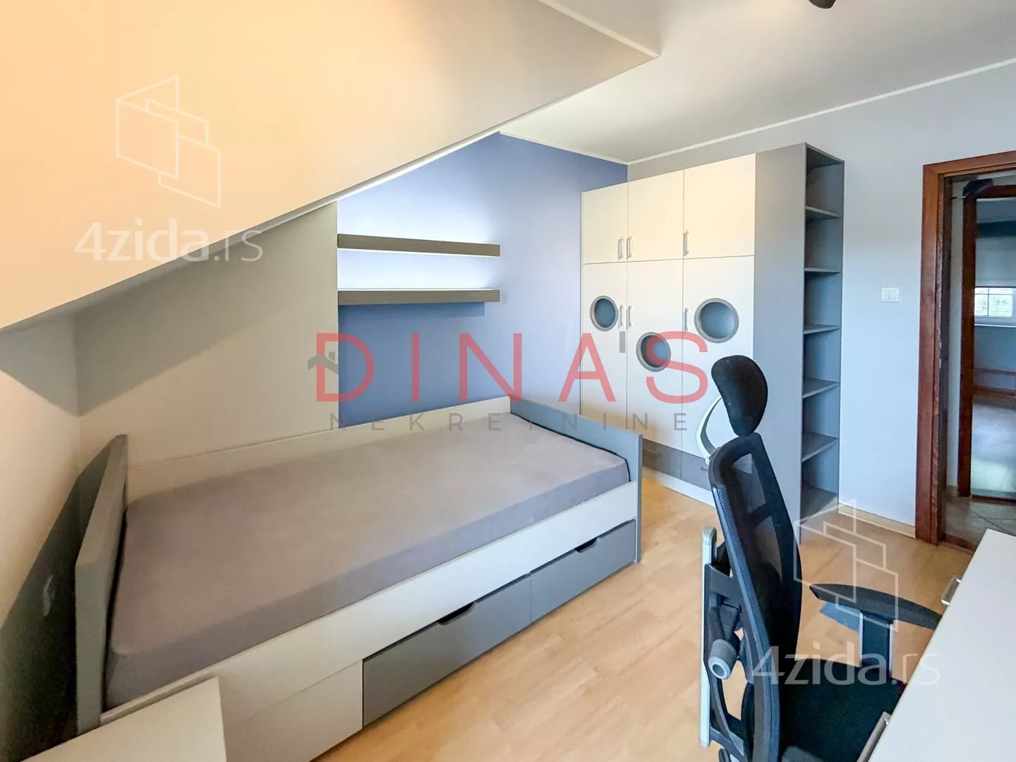 Kuća | 4zida