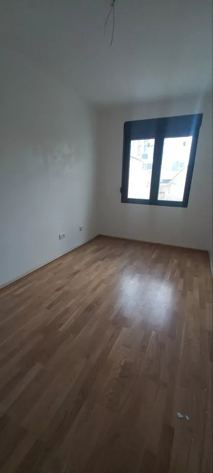Trg Mučenika | 4zida.rs