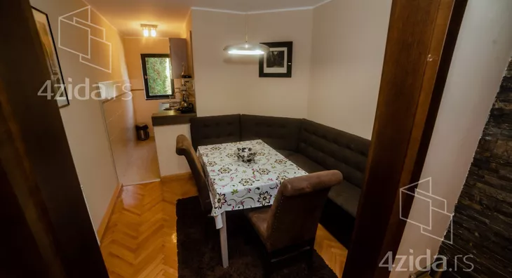 3-etažna kuća | 4zida