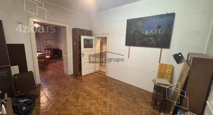 Četvoroiposoban stan | 4zida