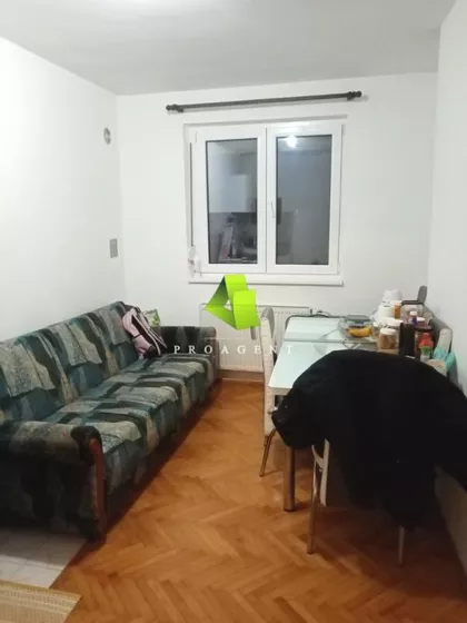 Dom Zdravlja | 4zida.rs