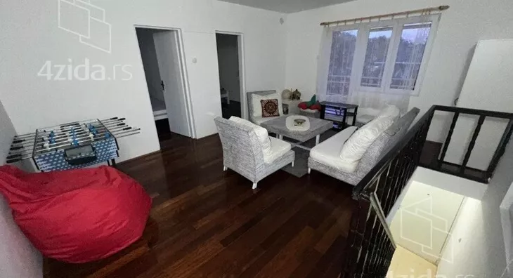 4-etažna kuća | 4zida