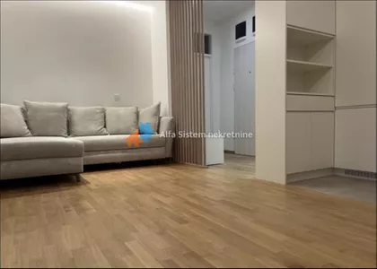 Karađorđev Trg | 4zida.rs