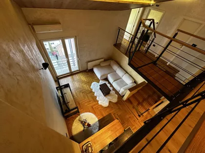 Lasla Gala | 4zida.rs