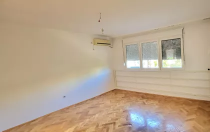 Aleja Maršala Tita 18/2 | 4zida.rs