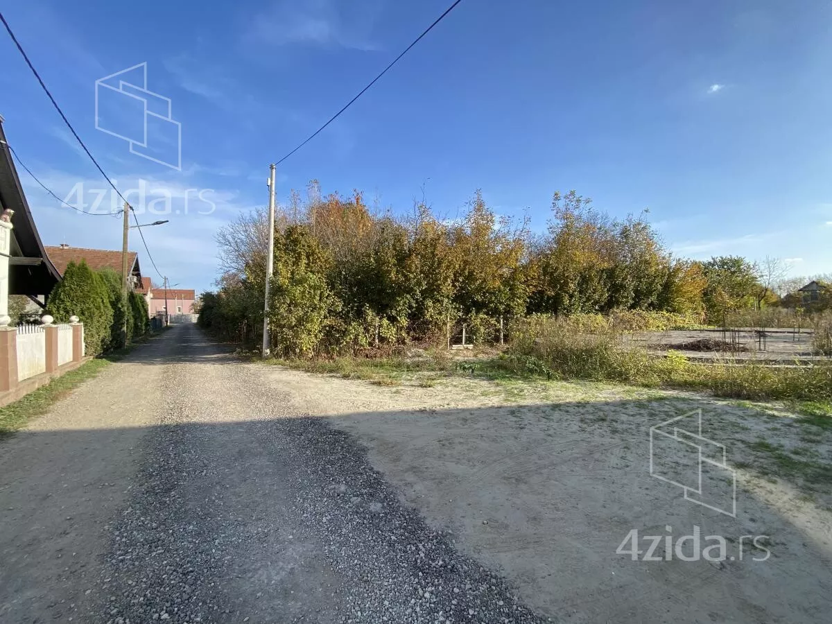 Plac | 4zida