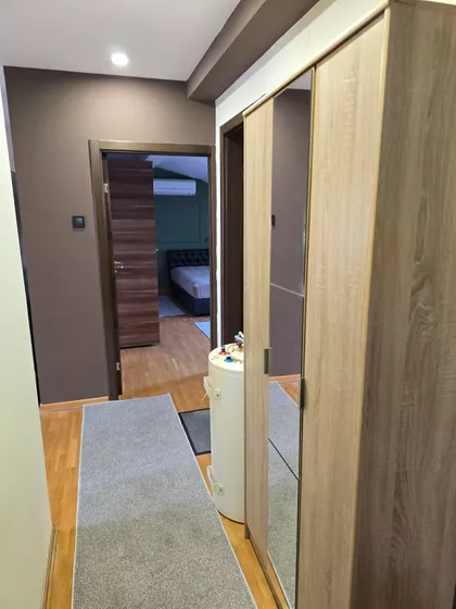 Trg Pavla Stojkovića | 4zida.rs