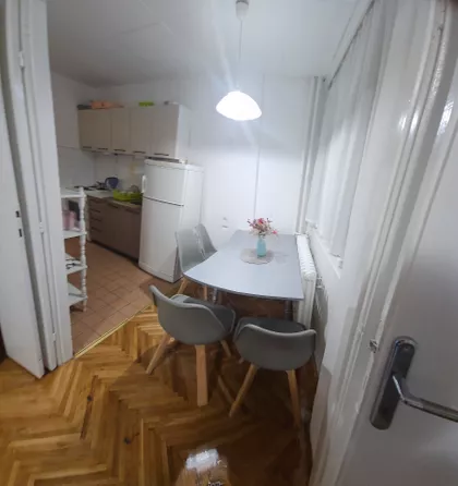 Kralja Milana Obrenovića 1 | 4zida.rs