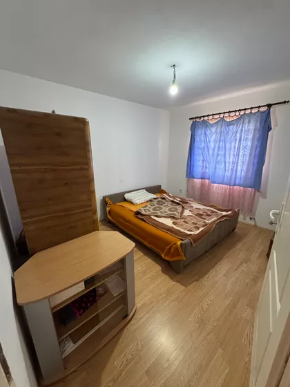 27. Oktobar | 4zida.rs