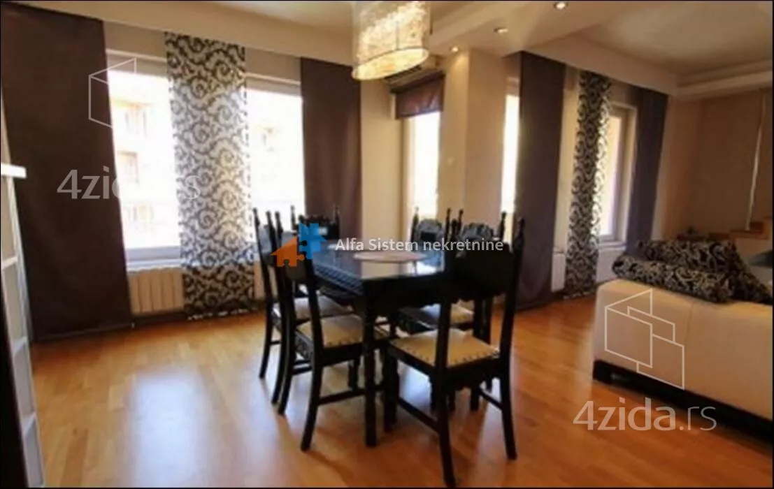 Troiposoban stan | 4zida