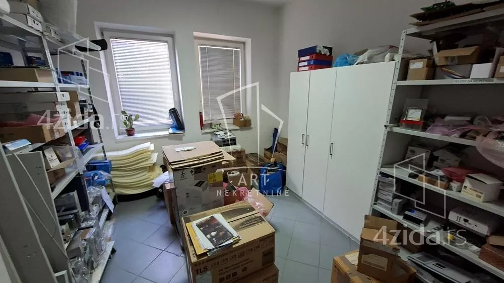 Poslovni prostor | 4zida