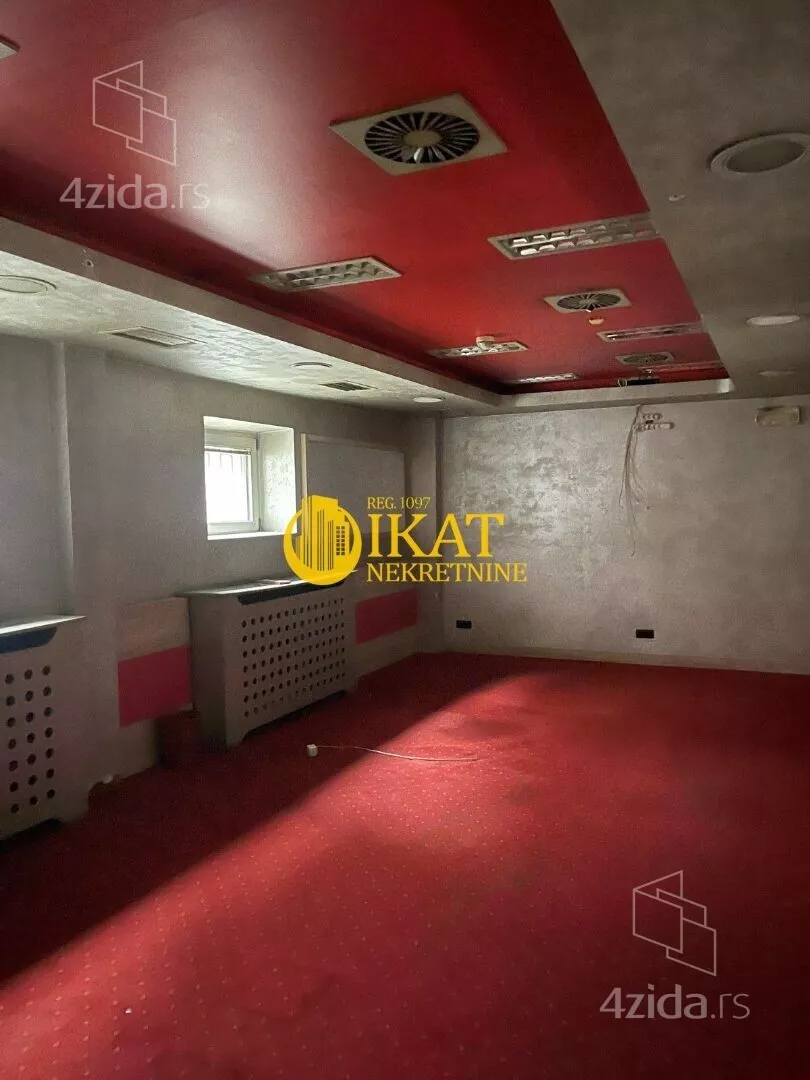 Poslovni prostor | 4zida