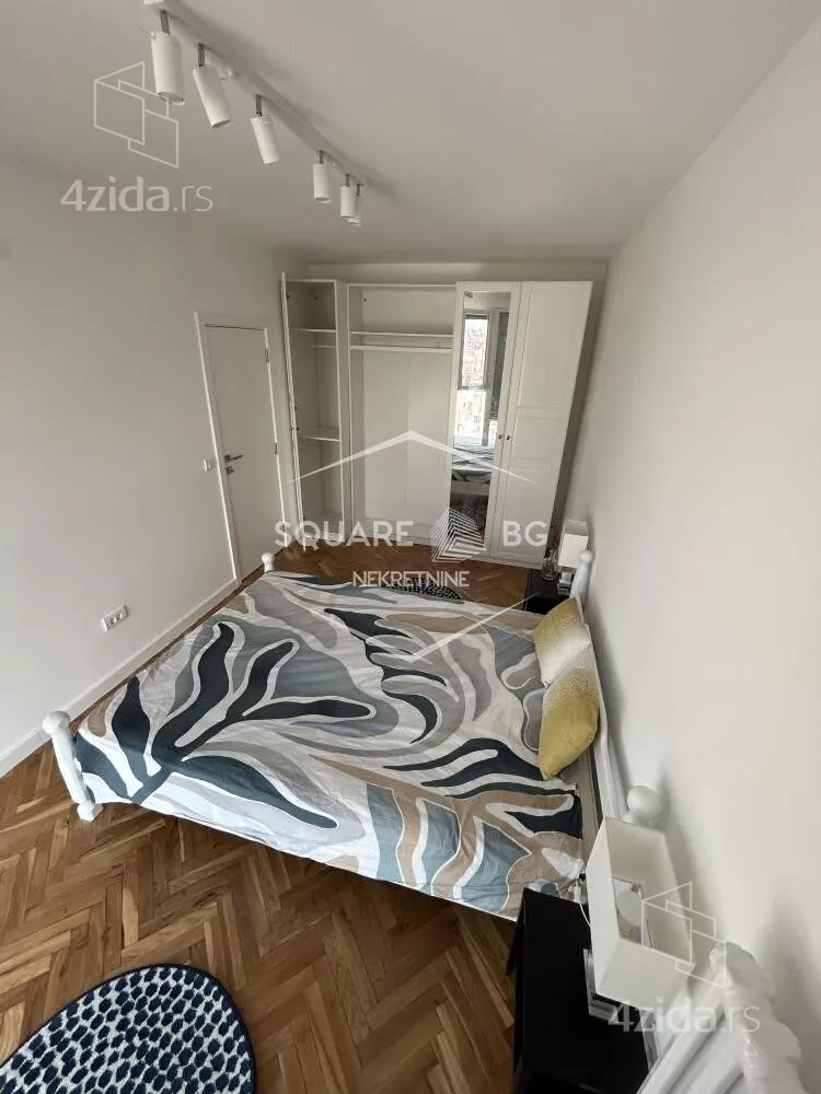 Četvoroiposoban stan | 4zida