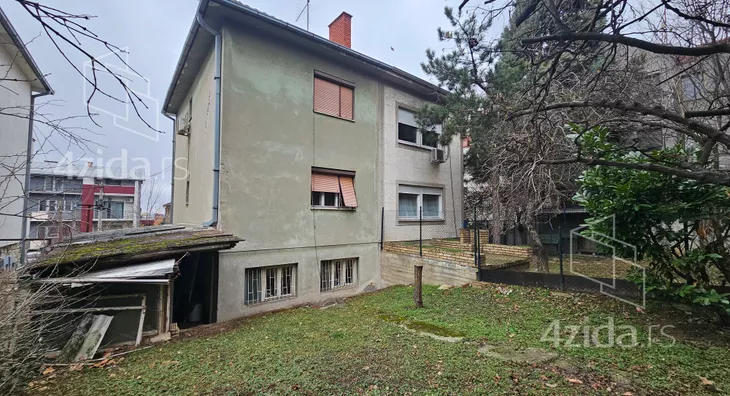 3-etažna kuća | 4zida