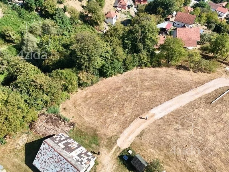 Plac | 4zida
