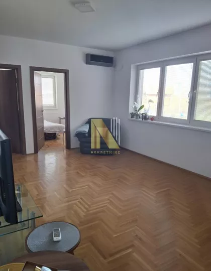 Kertvaroš | 4zida.rs