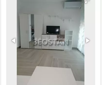 Ugrinovačka | 4zida.rs