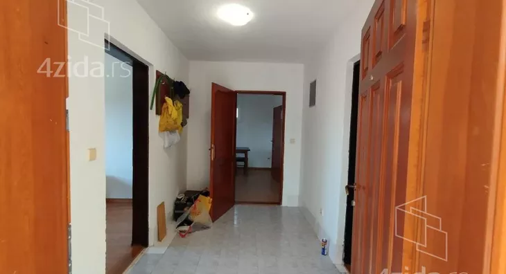 3-etažna kuća | 4zida