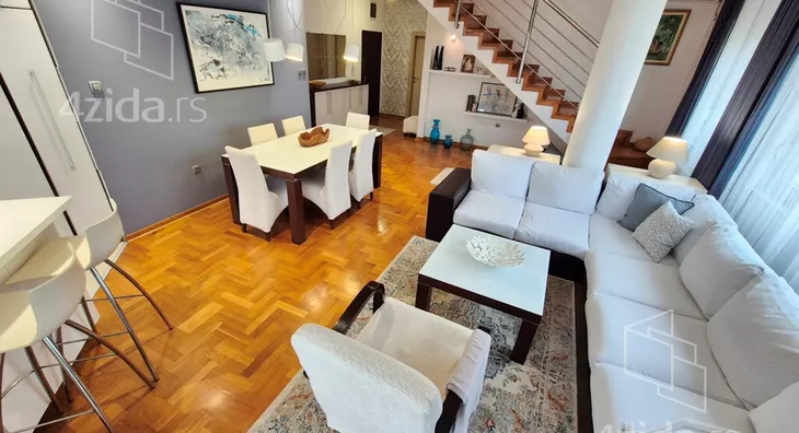 Šestosoban stan | 4zida