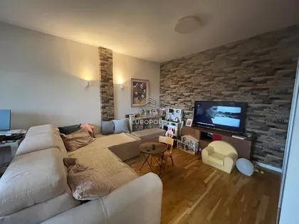 Narodnih heroja | 4zida.rs
