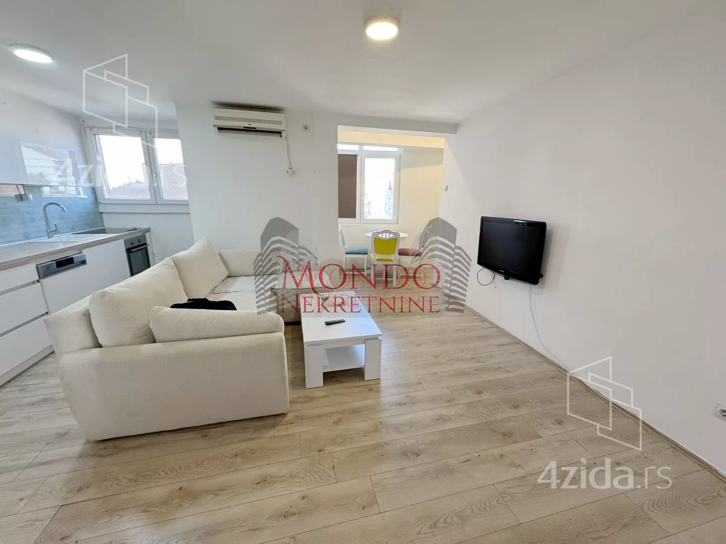 Dvoiposoban stan | 4zida