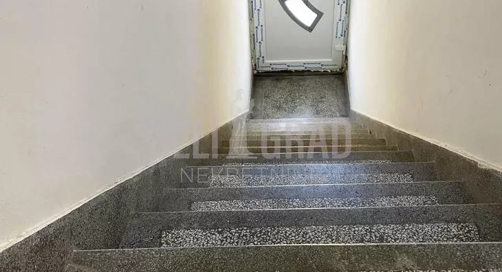 Četvoroiposoban stan | 4zida