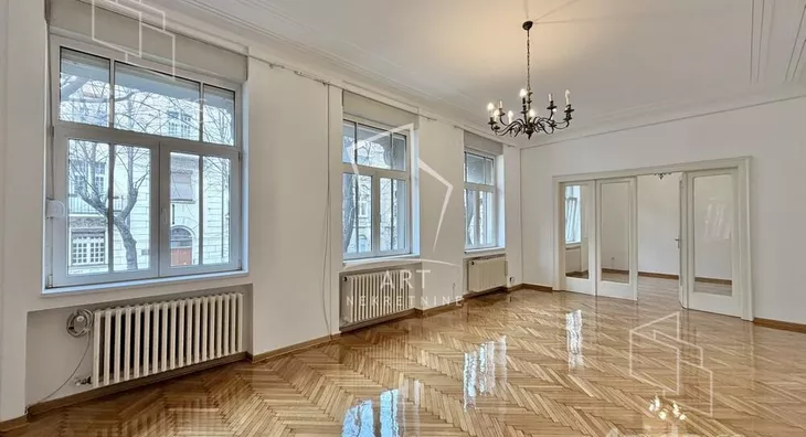 Šestosoban stan | 4zida