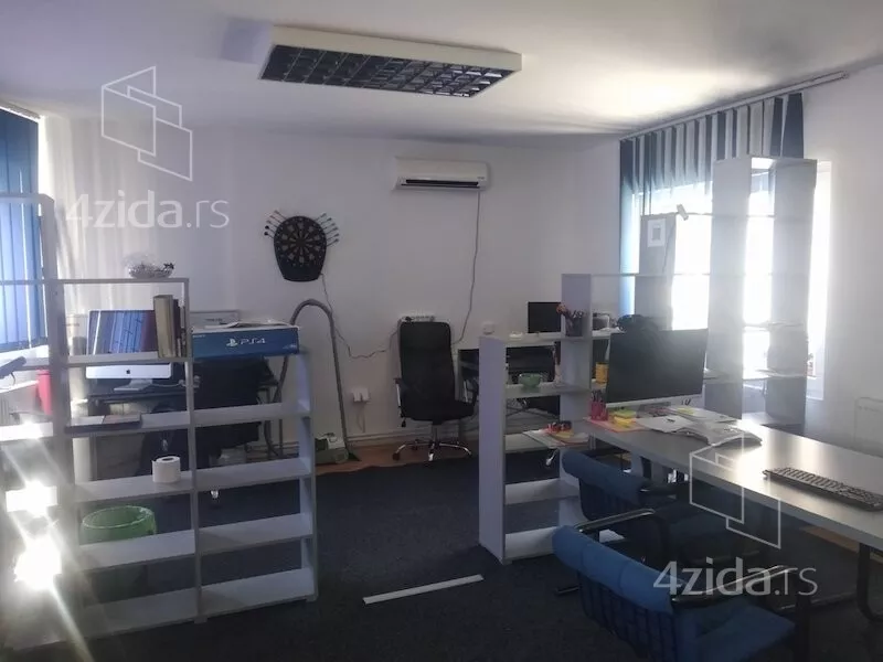 Lokal | 4zida