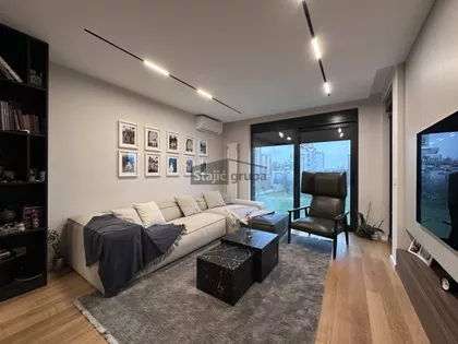 Vojvođanska | 4zida.rs