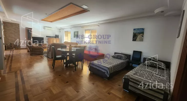 Šestosoban stan | 4zida