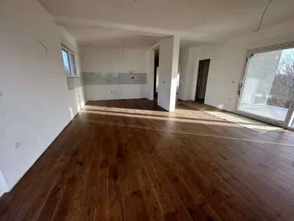 Kružni Put | 4zida.rs