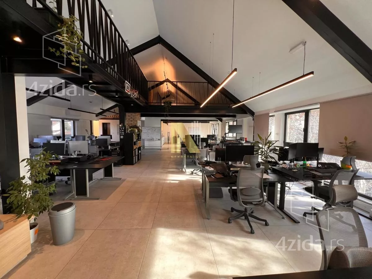 Poslovni prostor | 4zida