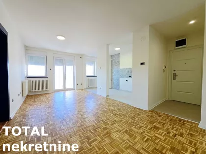 Cara Dušana | 4zida.rs