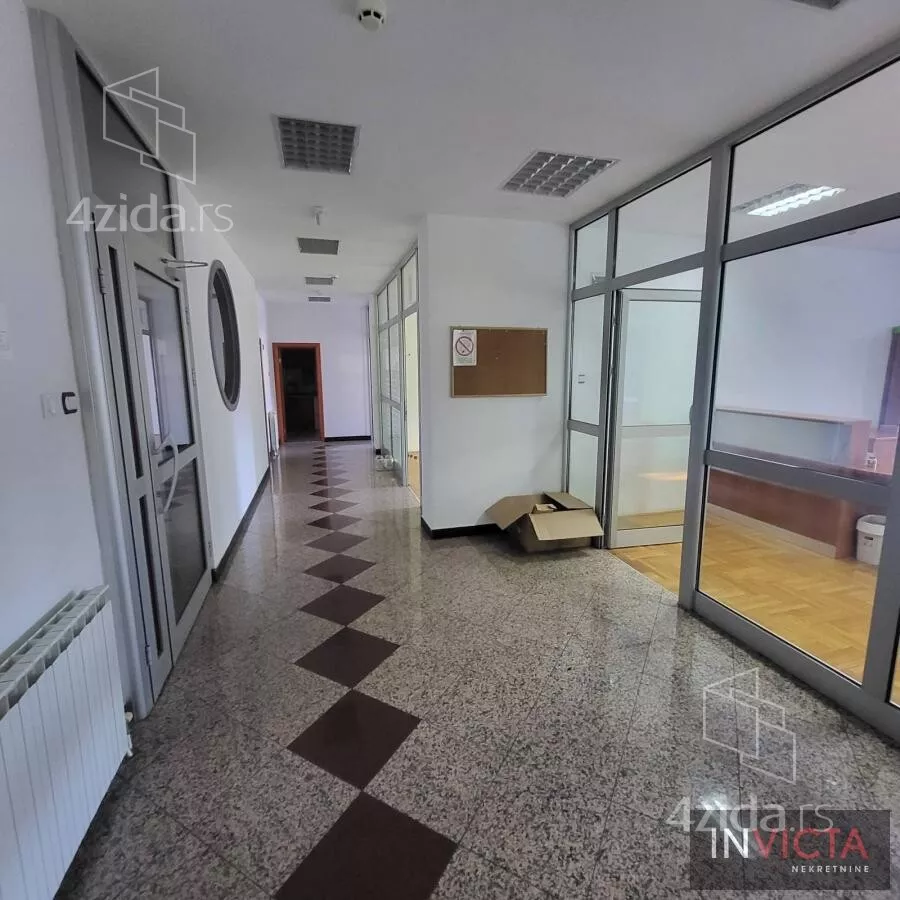 Poslovni prostor | 4zida