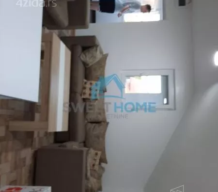 Četvoroiposoban stan | 4zida