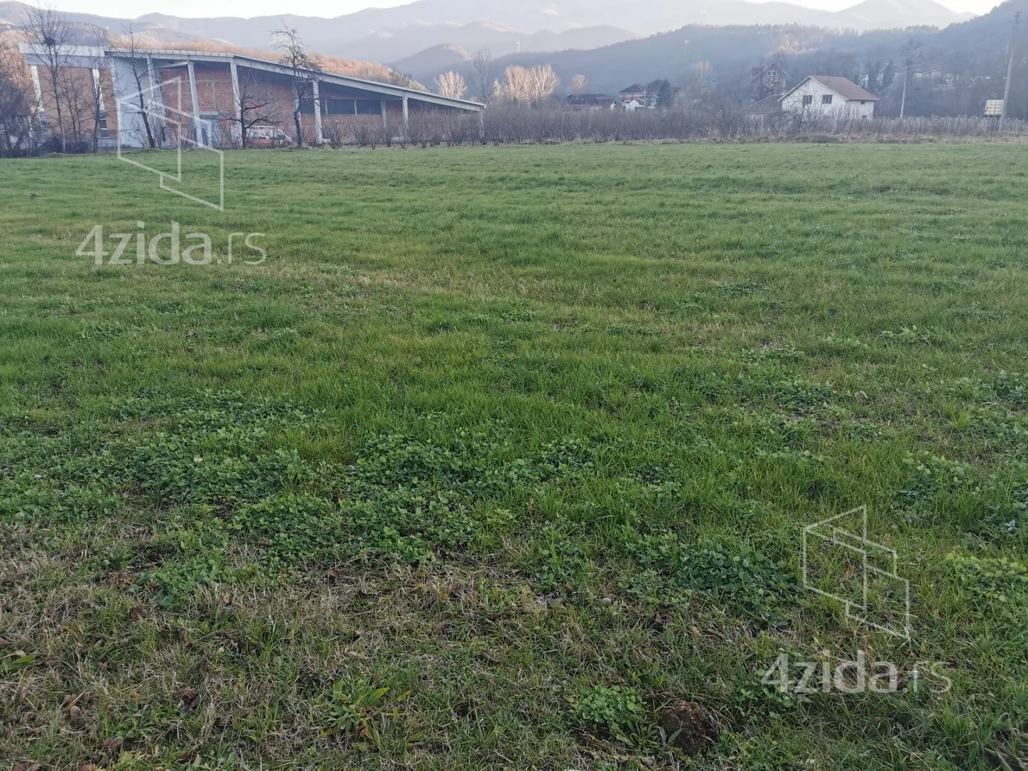 Građevinsko zemljište | 4zida
