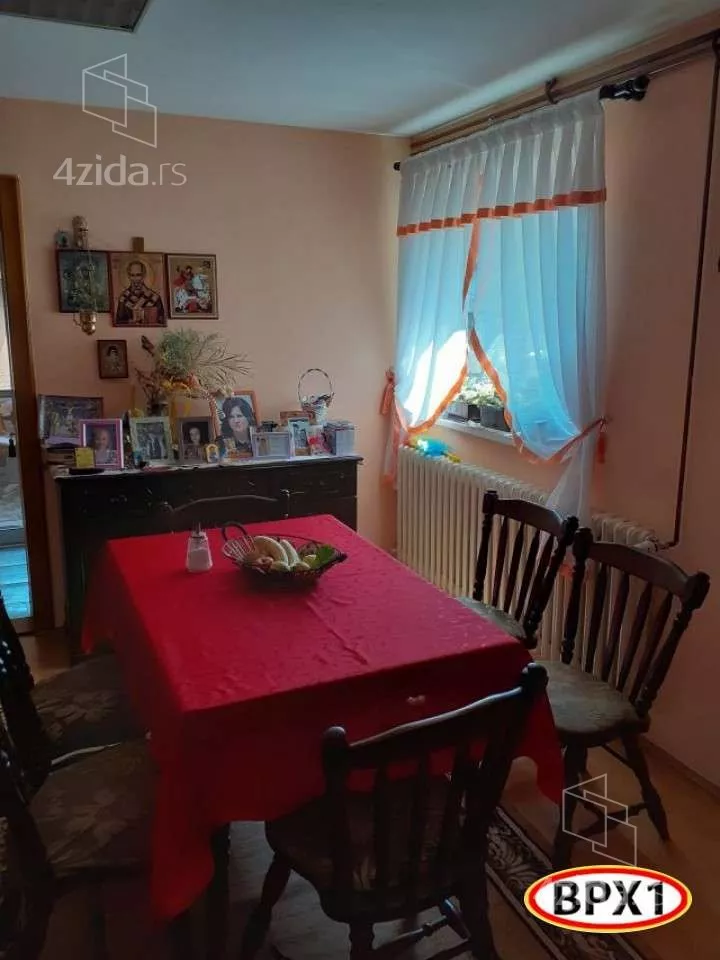3-etažna kuća | 4zida