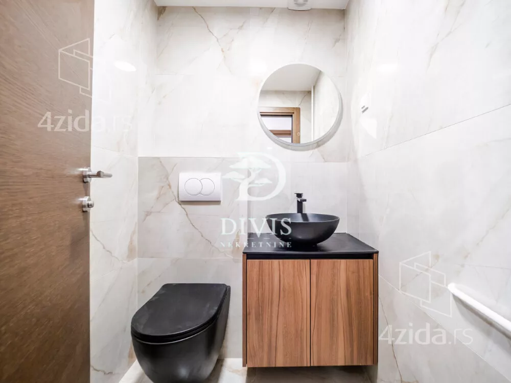 Petosoban stan | 4zida