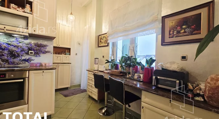 Petosoban stan | 4zida