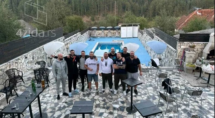 5-etažna kuća | 4zida