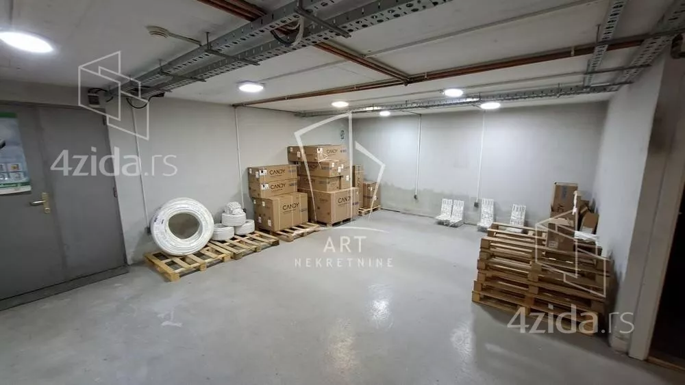 Poslovni prostor | 4zida