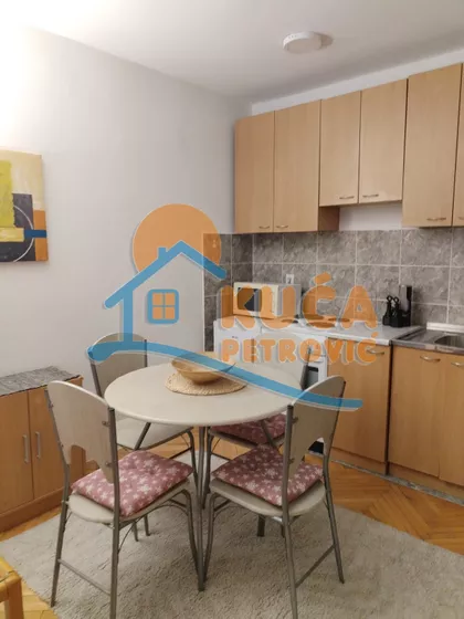 Vizantijski bulevar | 4zida.rs