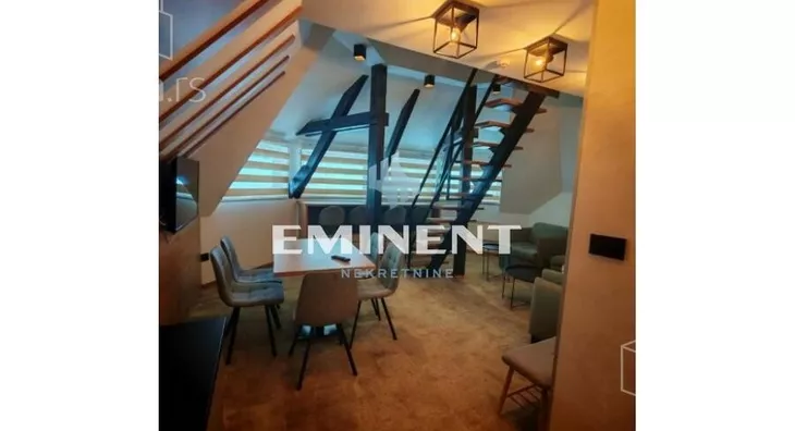 Šestosoban stan | 4zida