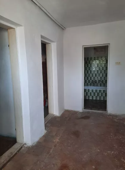 Samoš | 4zida.rs