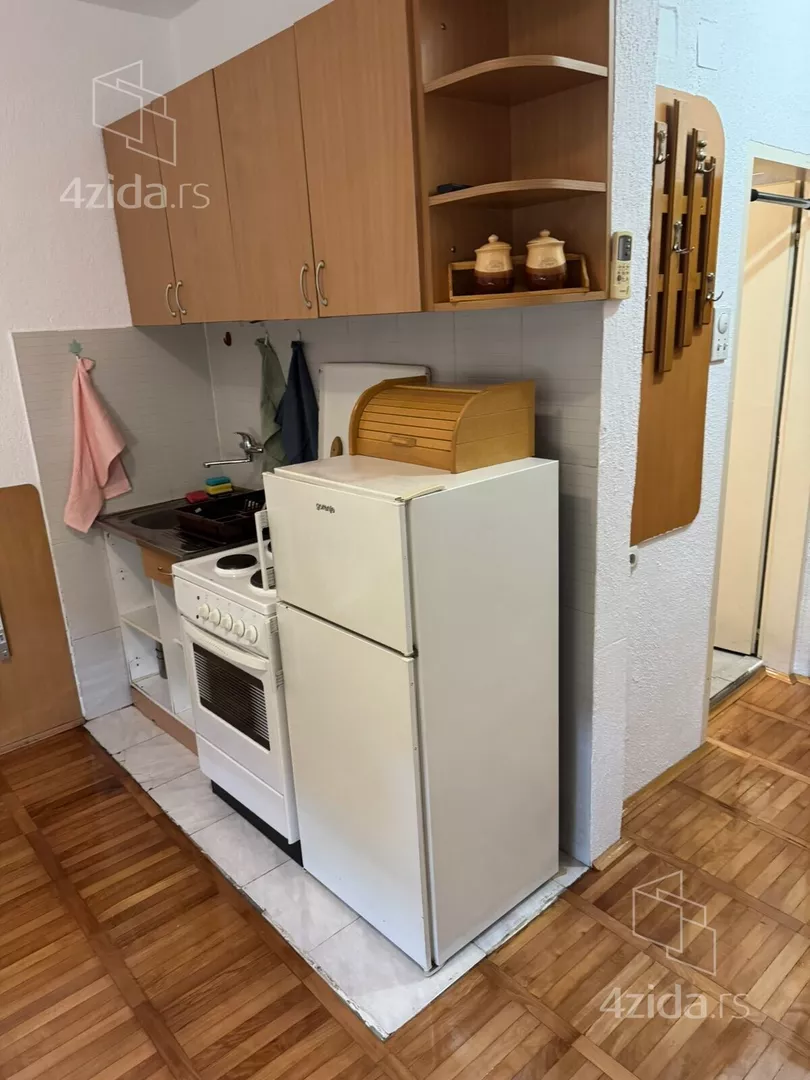 Garsonjera | 4zida