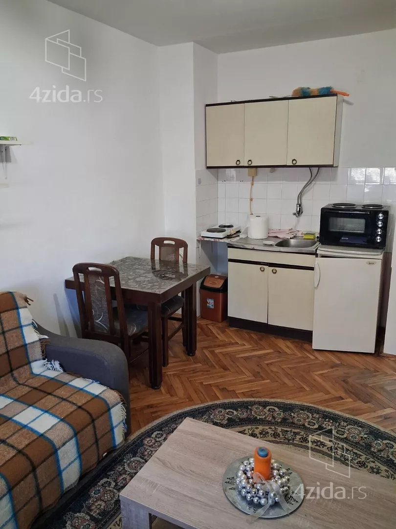 Garsonjera | 4zida